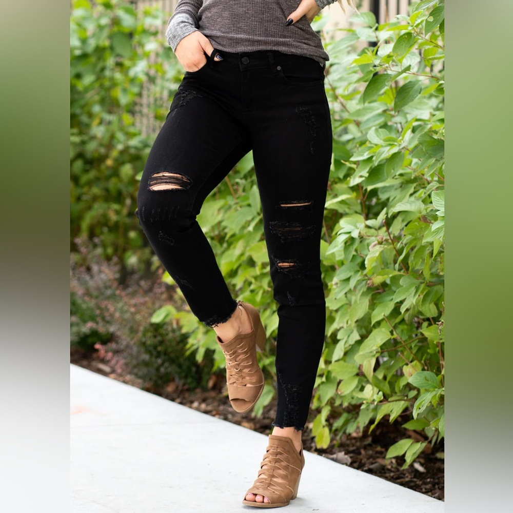 Kancan black distressed jeans